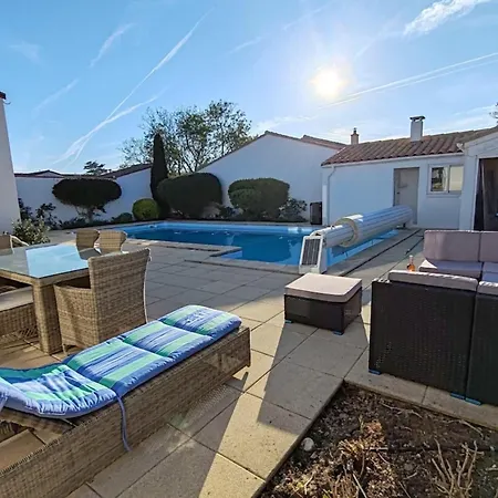 Renovated 2-min Walk To The Semesterbostad Le Bois-Plage-en-Ré