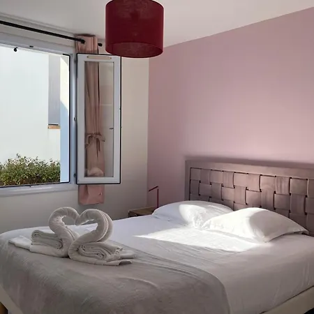 Renovated 2-min Walk To The Semesterbostad *