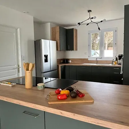 Renovated 2-min Walk To The Semesterbostad *